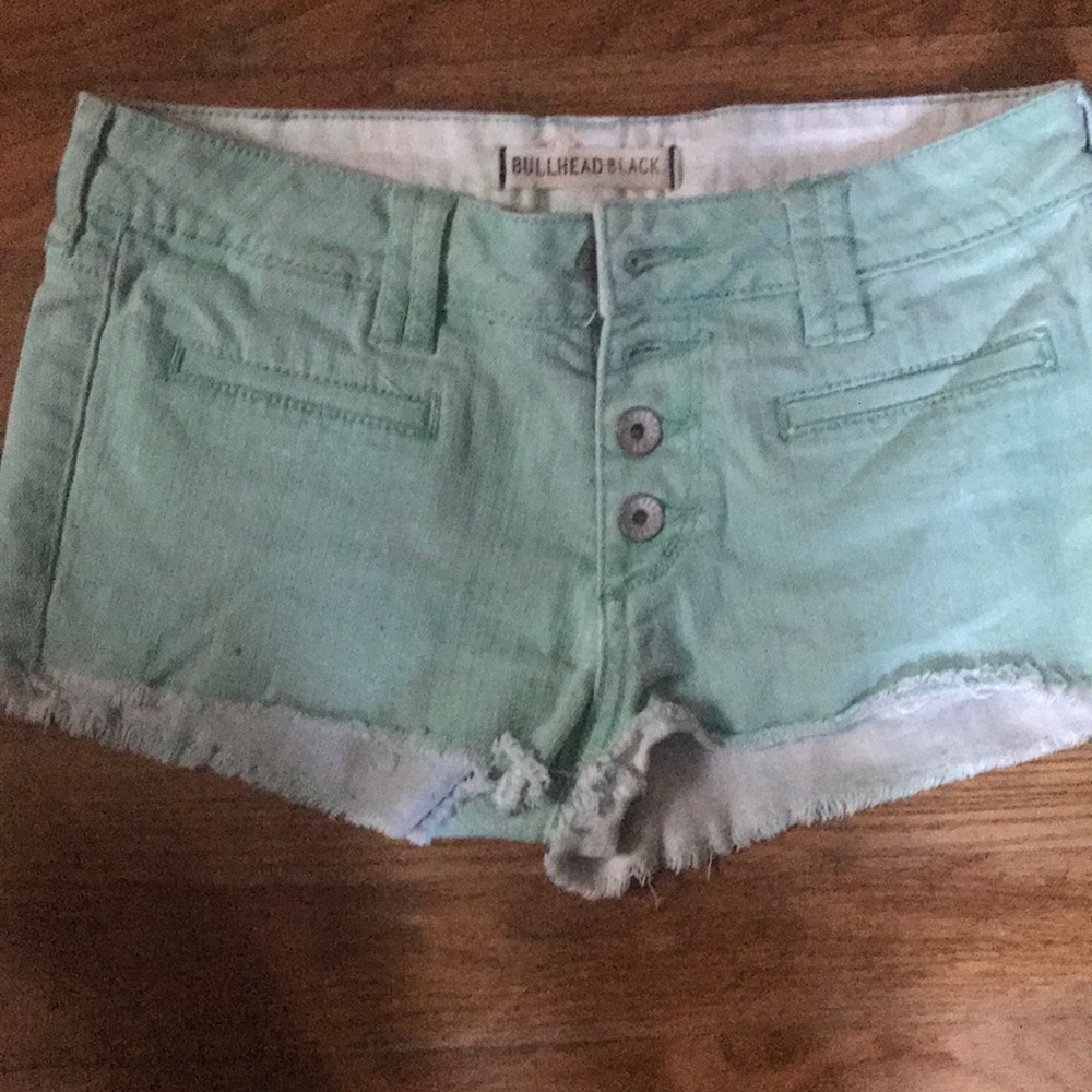 Bullhead shorts